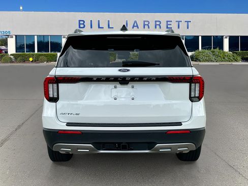 New 2026 Ford Explorer Active w/ Active Comfort Package RWD image 5