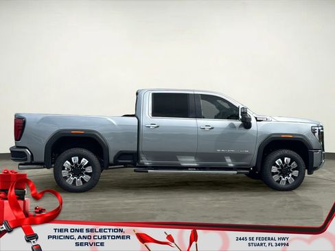 New 2025 GMC Sierra 2500 Denali w/ Denali Reserve Package image 12