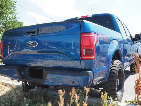 Used 2017 Ford F150 Lariat w/ Equipment Group 502A Luxury AWD/4WD image 3