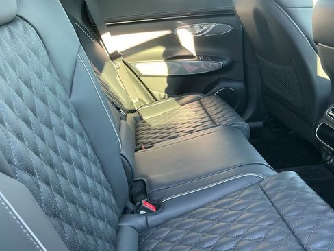 Used 2023 Genesis GV70 3.5T Sport w/ Sport Advanced Package image 23