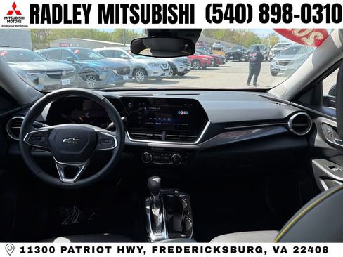 Used 2024 Chevrolet Trax ACTIV w/ Driver Confidence Package FWD image 12
