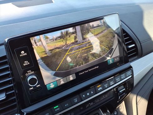 Certified 2025 Honda Odyssey EX-L image 30