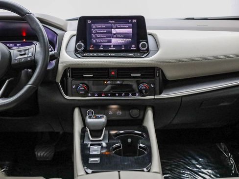 Used 2021 Nissan Rogue SL image 13