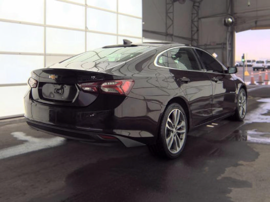 Used 2021 Chevrolet Malibu LT FWD image 4