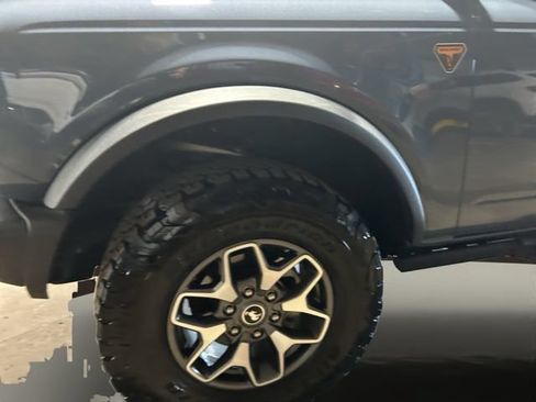Used 2023 Ford Bronco Badlands AWD/4WD image 12