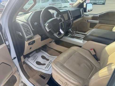 Used 2015 Ford F150 Lariat AWD/4WD image 10