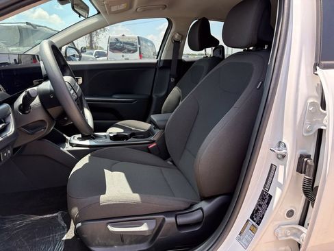 New 2026 Kia K4 FWD image 11