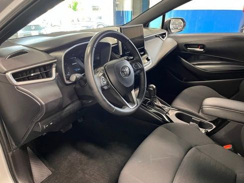 Used 2025 Toyota Corolla SE image 22
