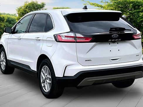Used 2023 Ford Edge SEL AWD/4WD image 2
