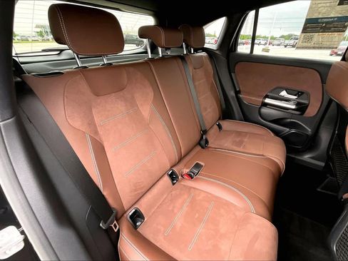Used 2025 Mercedes-Benz GLA 250 image 18