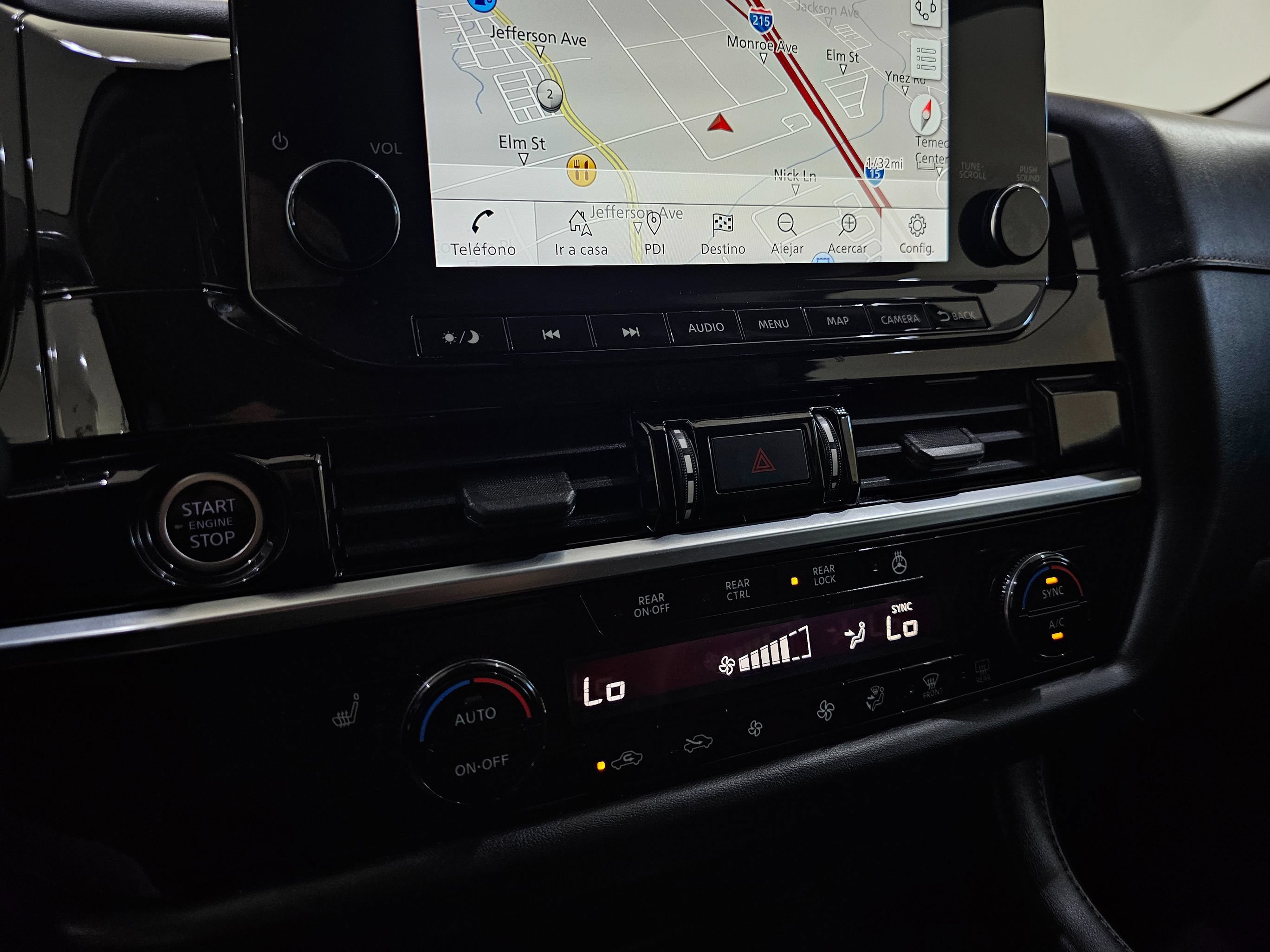 Used 2022 Nissan Pathfinder SL FWD image 39