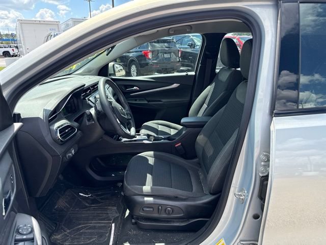 Used 2023 Chevrolet Bolt EUV LT w/ Comfort Package FWD image 12