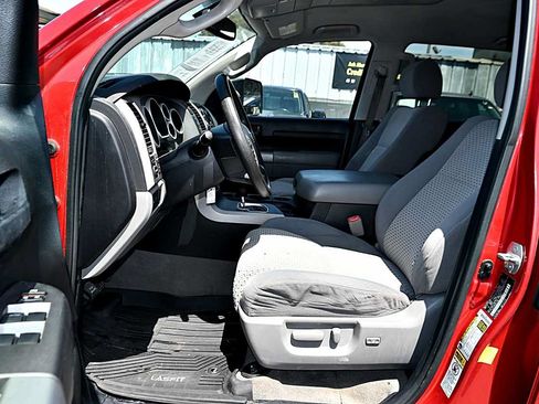 Used 2011 Toyota Tundra 2WD CrewMax w/ SR5 Pkg image 16