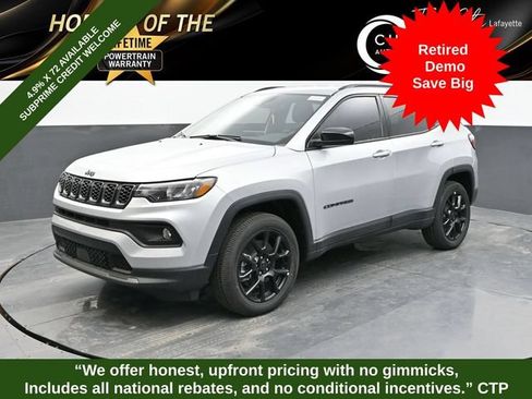 New 2025 Jeep Compass Latitude w/ Convenience Group AWD/4WD image 1