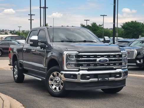 Used 2023 Ford F250 Lariat w/ Chrome Package AWD/4WD image 2