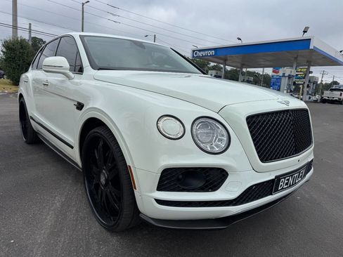 Used 2018 Bentley Bentayga Mulliner image 7