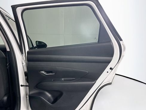 Used 2025 Hyundai Tucson SEL FWD image 29