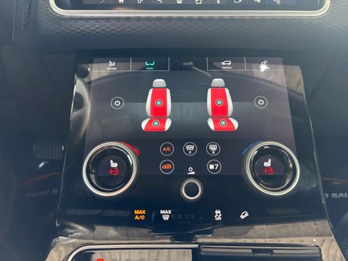 Used 2019 Land Rover Range Rover Velar R-Dynamic SE AWD/4WD image 25