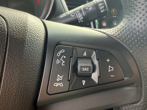 Used 2021 Chevrolet Trax LS w/ Tint and Cruise Package image 11