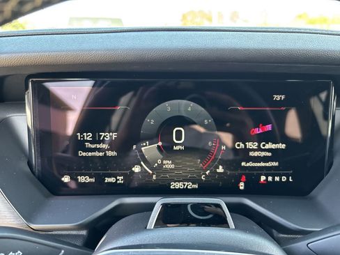 Used 2024 GMC Acadia Denali w/ Super Cruise Package image 11