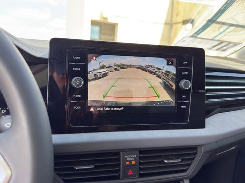 New 2026 Volkswagen Jetta SE FWD image 13