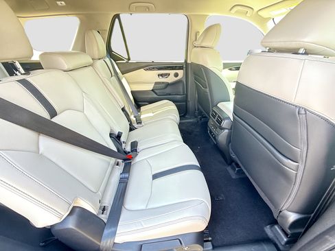 New 2026 Honda Pilot EX-L image 23