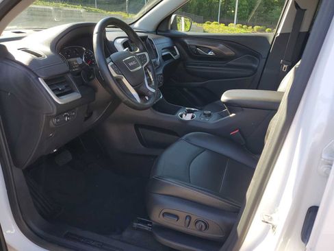 Used 2024 GMC Terrain SLT AWD/4WD image 18