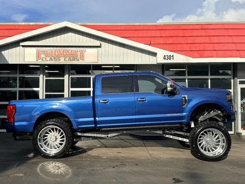 Used 2022 Ford F250 Platinum image 14