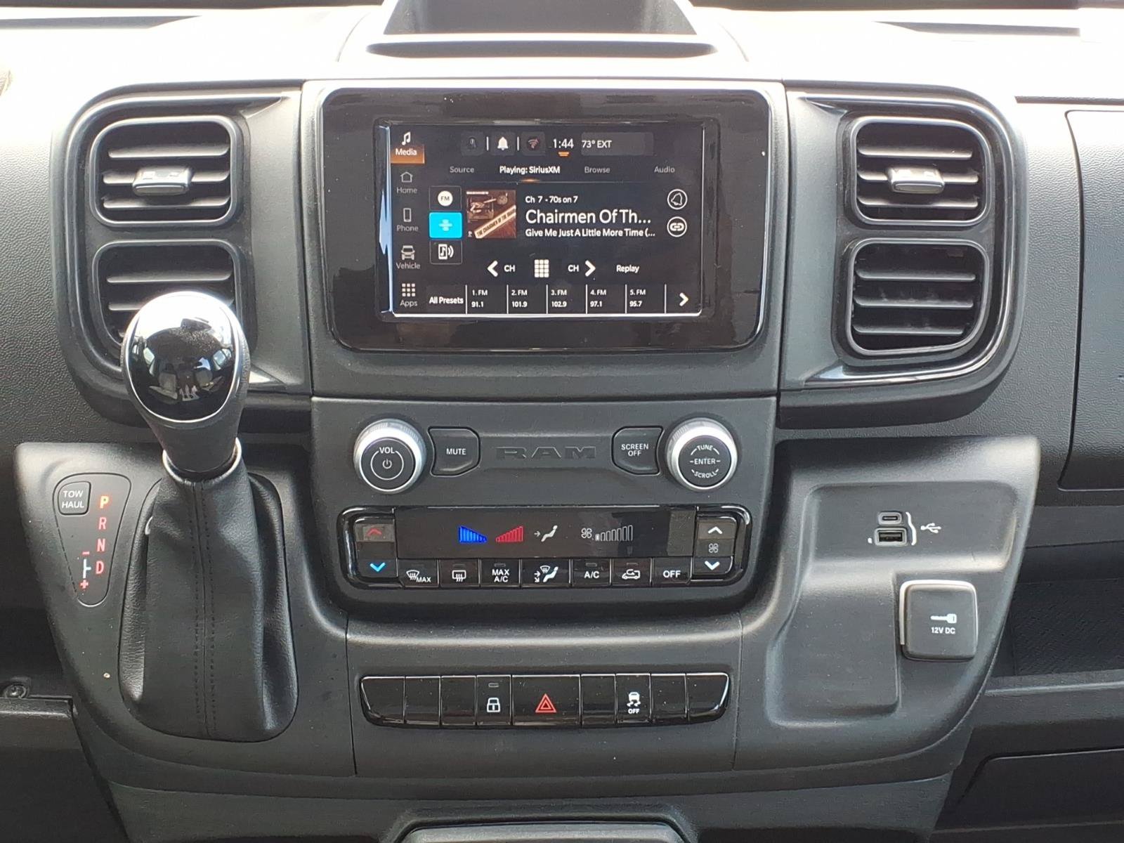 Used 2025 RAM ProMaster 2500 w/ Convenience Group FWD image 13