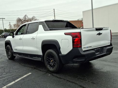 Used 2024 Chevrolet Silverado EV W/T image 4