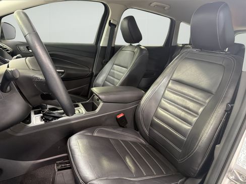 Used 2018 Ford Escape Titanium FWD image 9
