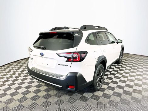 Used 2025 Subaru Outback Onyx Edition AWD/4WD image 9
