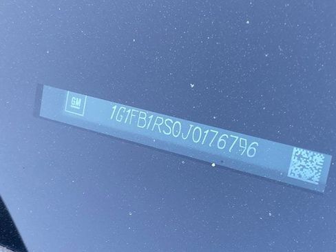 Used 2018 Chevrolet Camaro LT w/ RS Package image 12