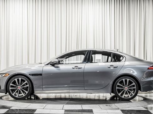 Used 2020 Jaguar XE S image 6
