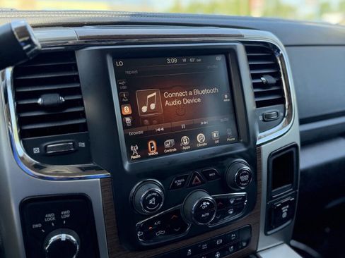 Used 2014 RAM 3500 Laramie AWD/4WD image 25