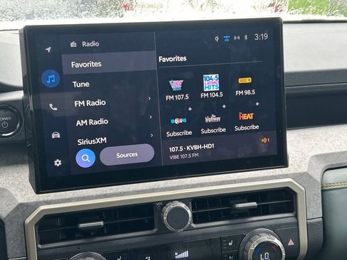 Used 2025 Toyota Tacoma 4x4 Double Cab Hybrid image 21
