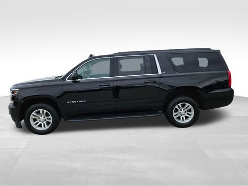 Used 2018 Chevrolet Suburban LT AWD/4WD image 9