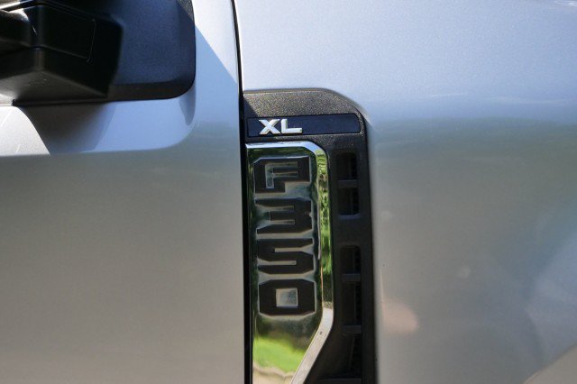 Used 2023 Ford F350 XL RWD image 45