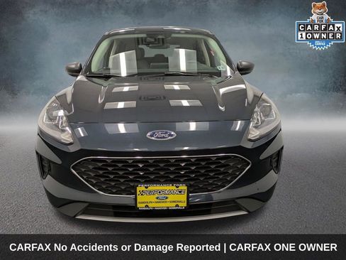 Used 2022 Ford Escape SE image 2