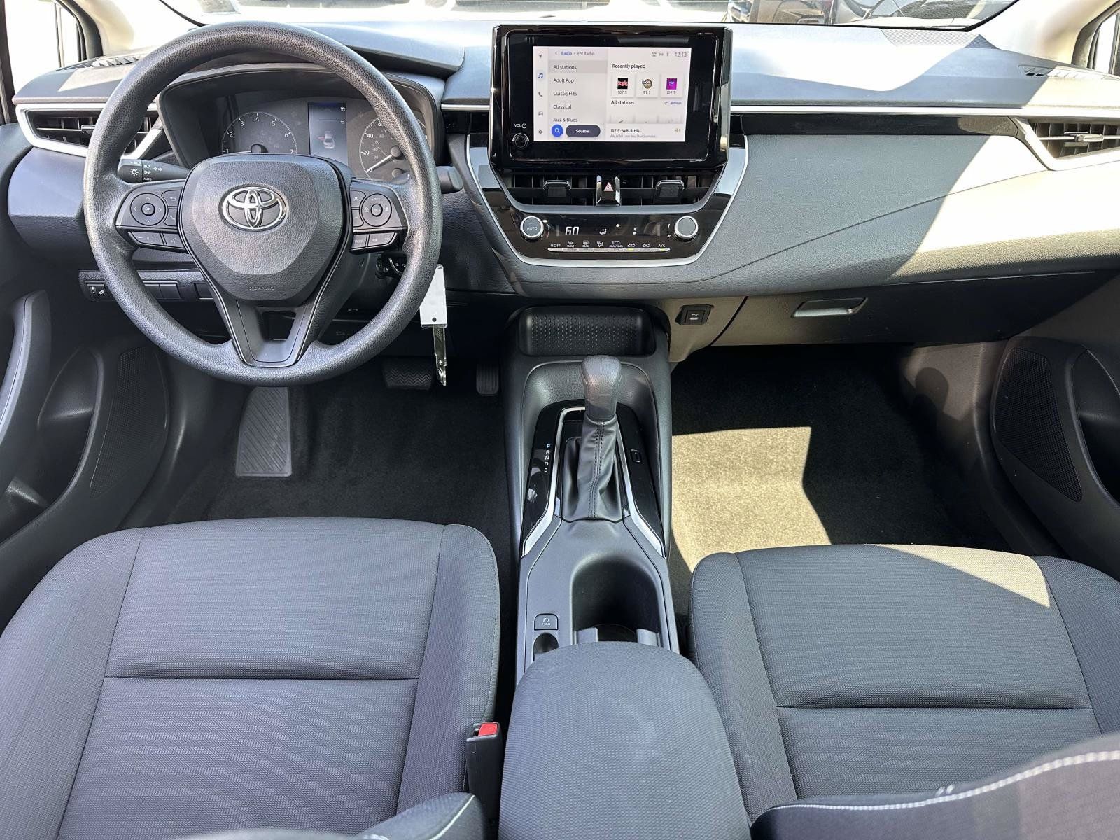Used 2024 Toyota Corolla LE FWD image 15