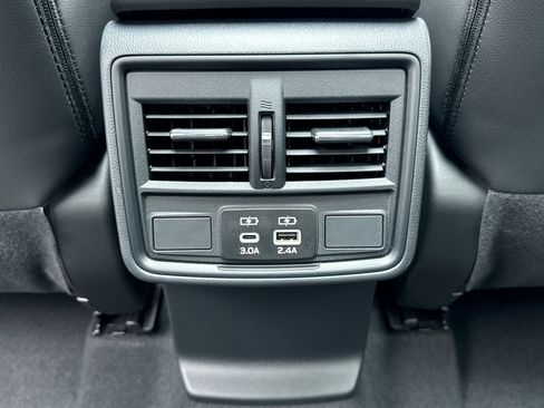 Used 2025 Subaru Forester Premium w/ Convenience Package #1 AWD/4WD image 20