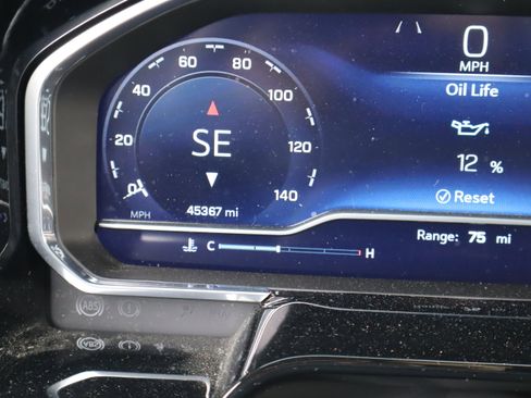 Certified 2023 Chevrolet Silverado 1500 LTZ w/ Technology Package image 25