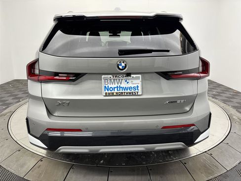 New 2026 BMW X1 xDrive28i w/ Convenience Package AWD/4WD image 15