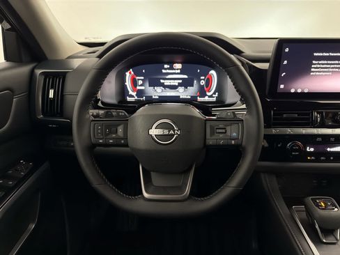 New 2026 Nissan Pathfinder SL FWD image 18