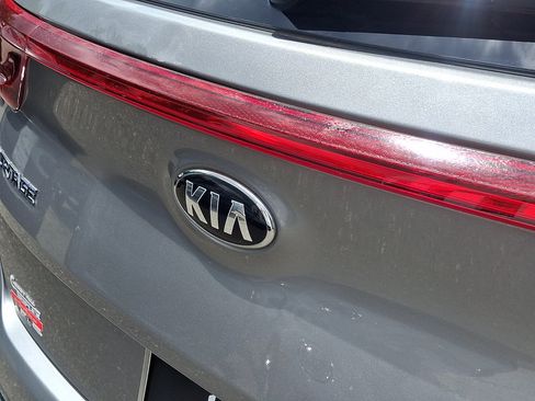 Used 2020 Kia Sportage LX FWD image 22