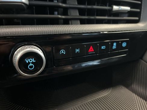 Used 2025 Ford Explorer ST-Line AWD/4WD image 14
