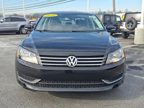 Used 2014 Volkswagen Passat 1.8T SE image 2
