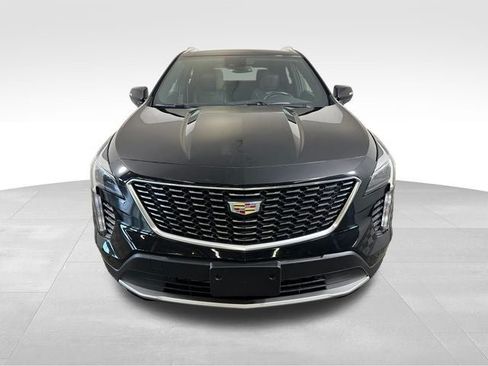 Certified 2023 Cadillac XT4 Premium Luxury w/ Cold Weather Package AWD/4WD image 7