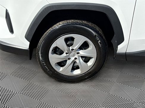 Used 2023 Toyota RAV4 LE image 34