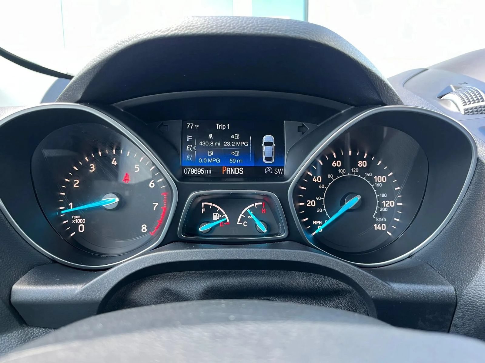 Used 2018 Ford Escape SE w/ SE Sync 3 Package AWD/4WD image 14
